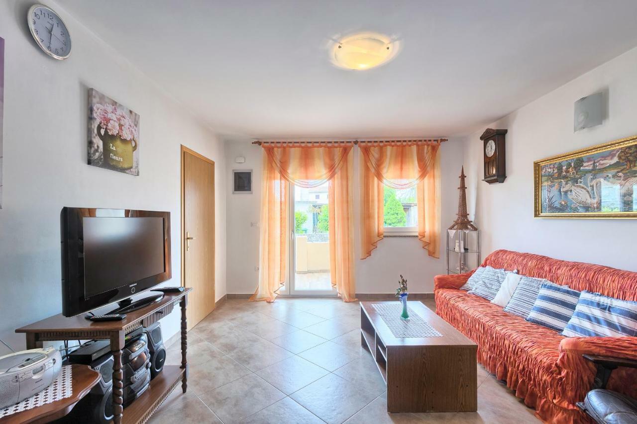 Haus Glavani Barban Bagian luar foto
