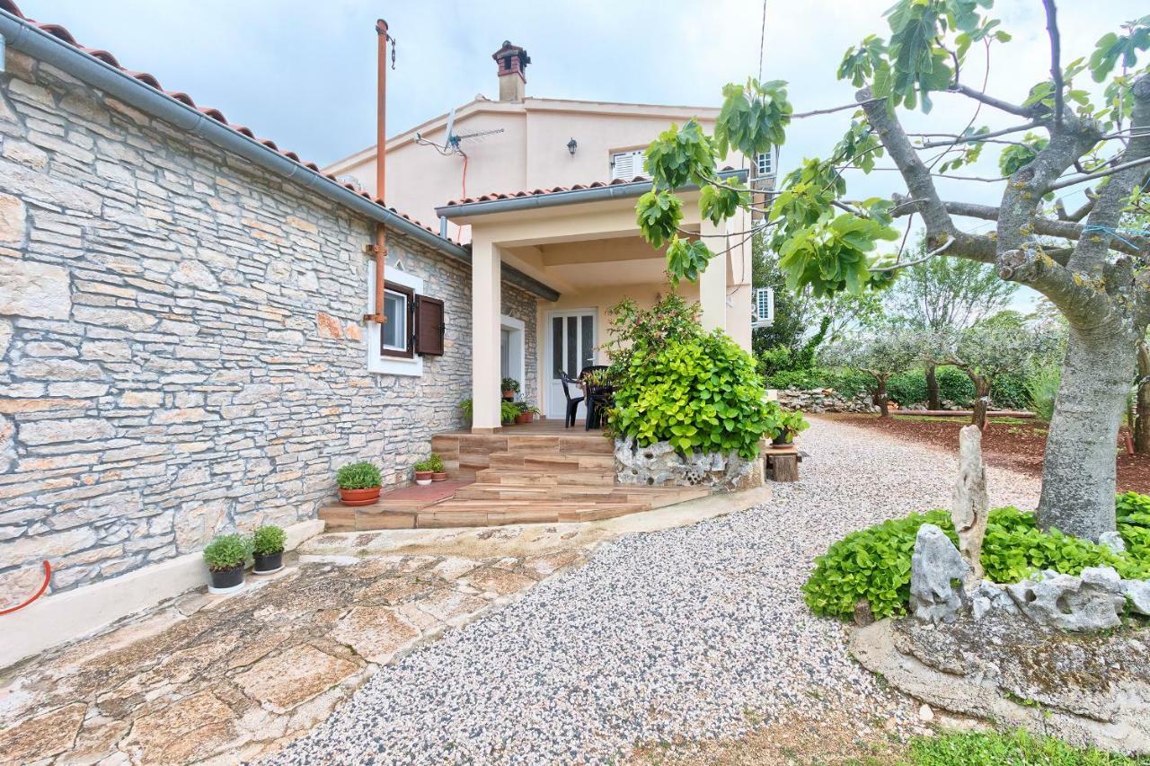 Haus Glavani Barban Bagian luar foto